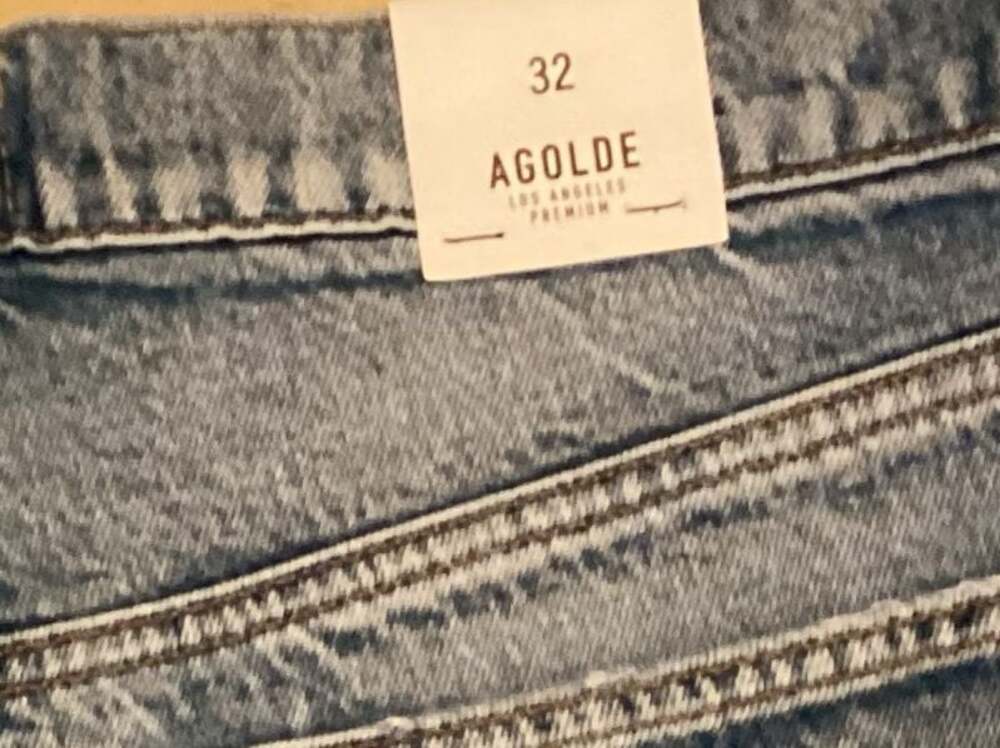 AGOLDE Parker Vintage Cut Off Shorts in Swapmeet - Picture 5 of 5